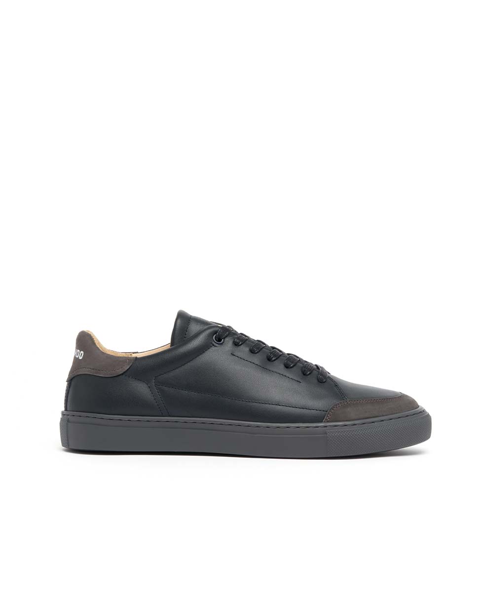 Hirundo - Black (Men) - ASTOREHERE