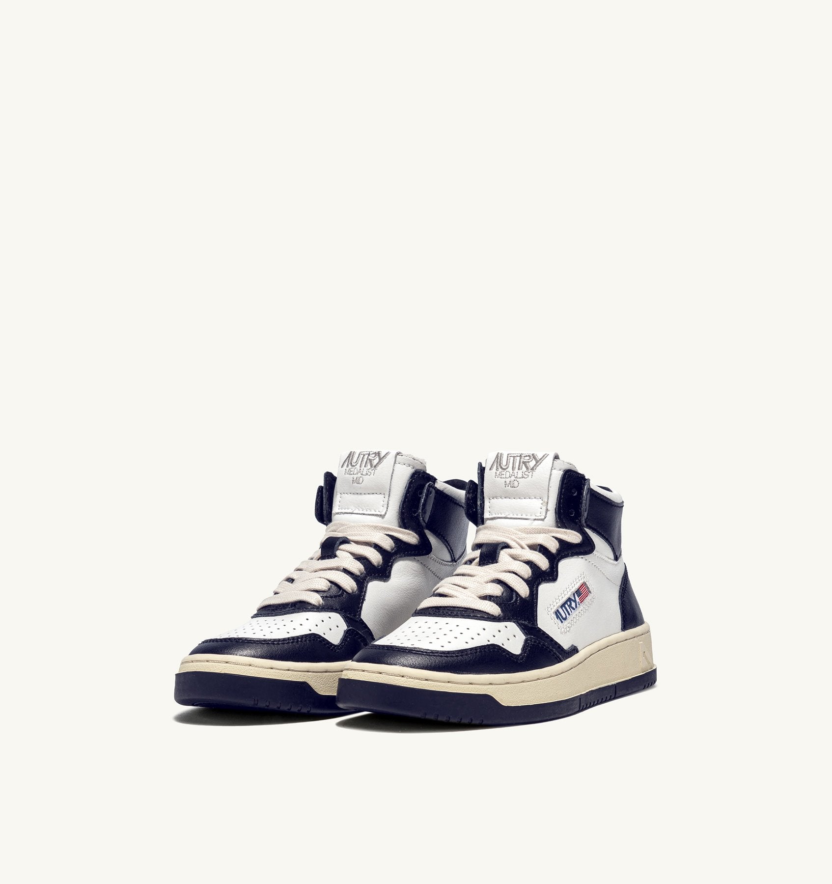 AUTRY - MEDALIST MID BICOLOR SNEAKERS IN WHITE AND BLUE LEATHER (Women) - ASTOREHERE