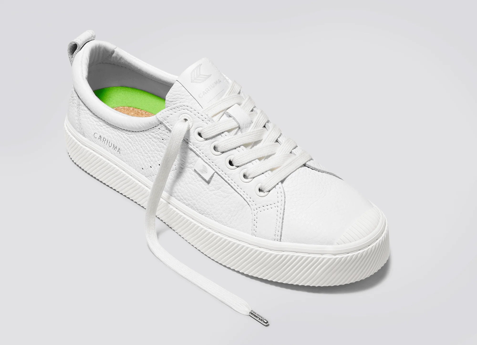 Cariuma - Oca Low White Premium Leather (Women) - ASTOREHERE