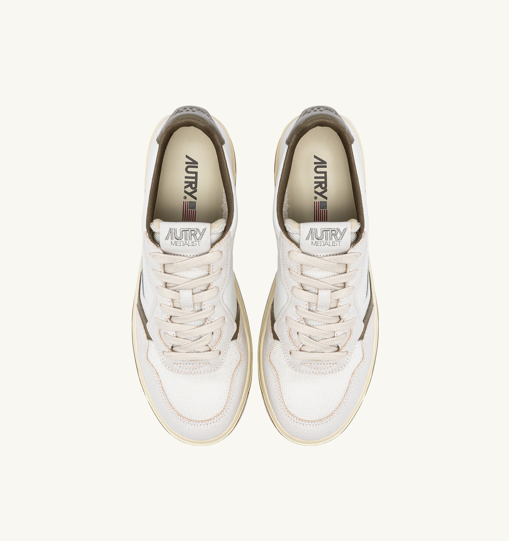 AUTRY - MEDALIST LOW LEATHER SNEAKER VK04 - VIRGIN/CRACK WHT/CVRT (MEN) - ASTOREHERE