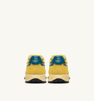 AUTRY - REELWIND LOW SNEAKERS UT03 - SUEDE/NET YELLOW/CORSAIR (MEN) - ASTOREHERE