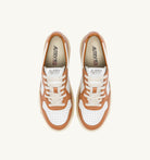 AUTRY - MEDALIST LOW LEATHER SNEAKER WB53 - LEAT/LEAT WHT/SNDSTRM (MEN) - ASTOREHERE