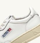 AUTRY - MEDALIST LOW SNEAKERS IN WHITE LEATHER (Men) - ASTOREHERE