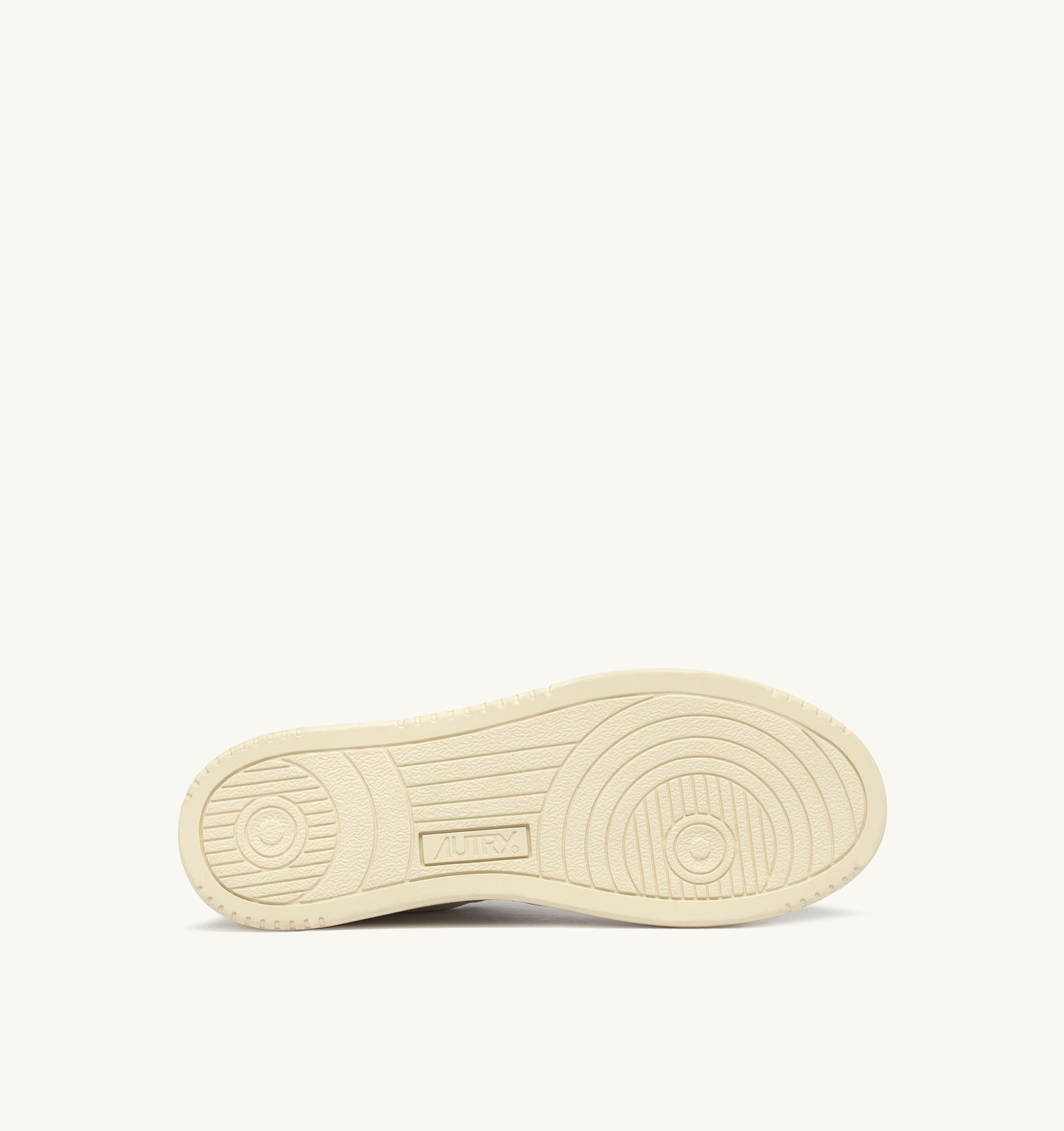 AUTRY - MEDALIST LOW SNEAKERS IN WHITE AND HONEY-YELLOW LEATHER (Men) - ASTOREHERE