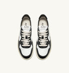 AUTRY - MEDALIST LOW BICOLOR SNEAKERS IN WHITE AND BLACK LEATHER (Women) - ASTOREHERE