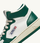 AUTRY - MEDALIST MID BICOLOR SNEAKERS IN WHITE AND GREEN LEATHER (Men) - ASTOREHERE