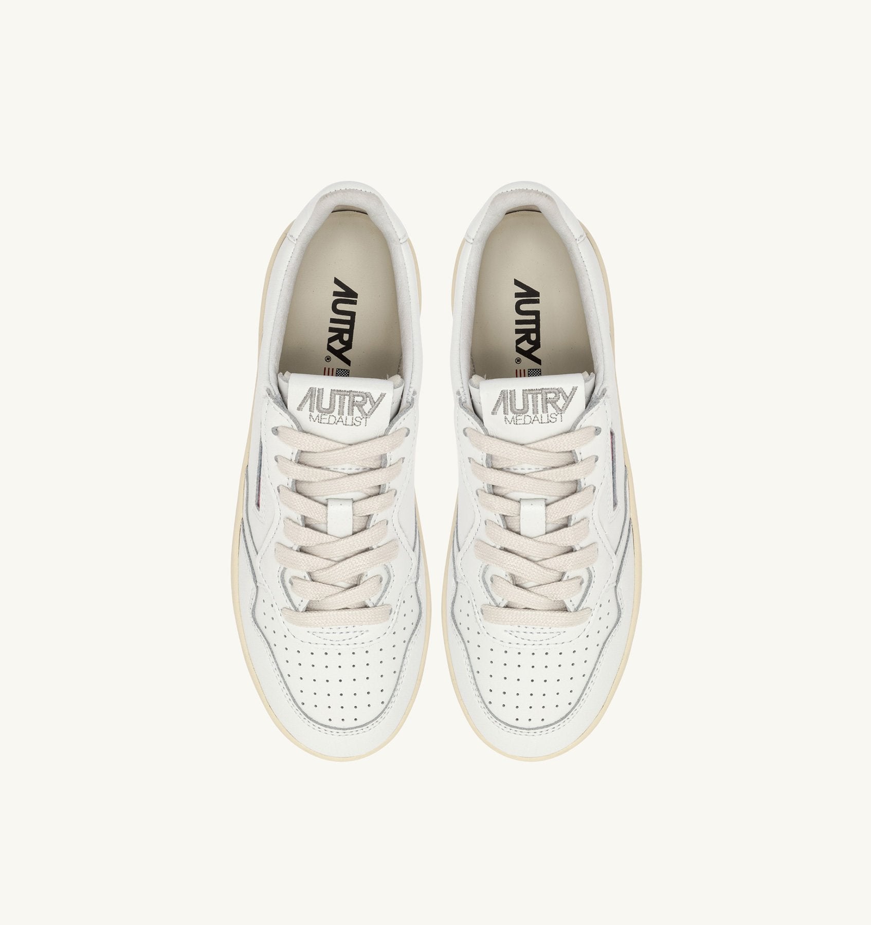AUTRY - MEDALIST PLATFORM SNEAKERS IN WHITE LEATHER (Women) - ASTOREHERE