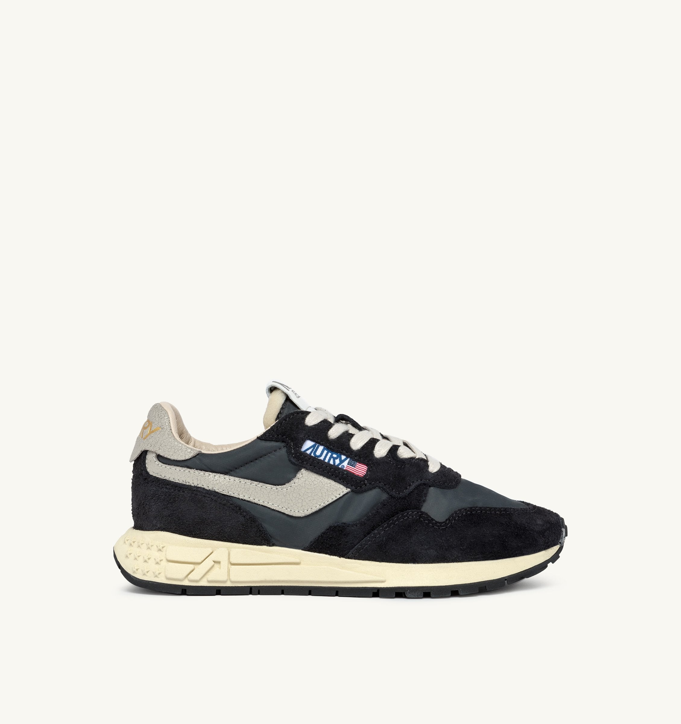AUTRY - REELWIND LOW SNEAKERS IN BLACK NYLON AND SUEDE (Men) - ASTOREHERE