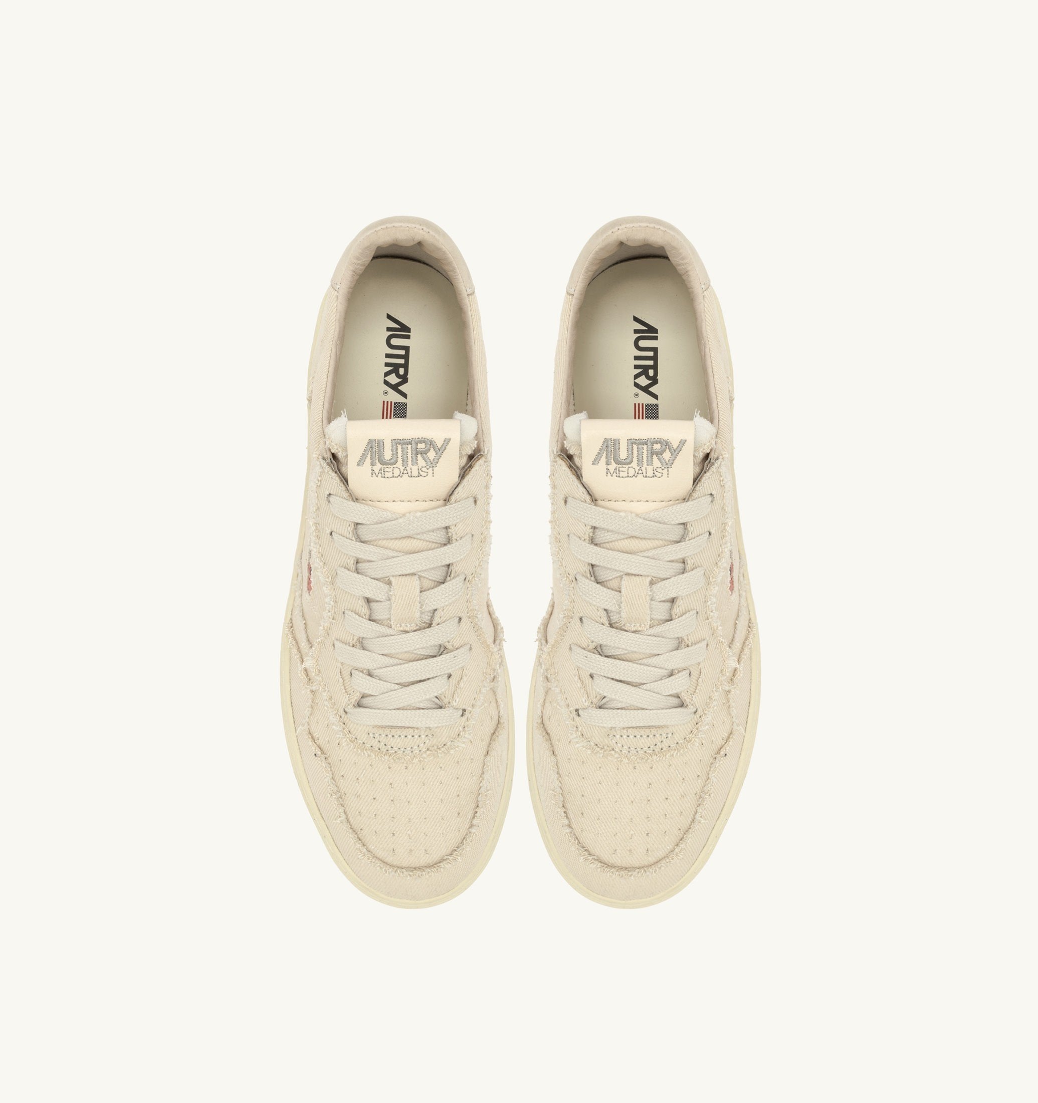 スニーカー AUTRY IVORY DENIM MEDALIST SNEAKERS AUTRY - MEDALIST LOW SNEAKERS IN IVORY DENIM SNEAKERS (Women)
