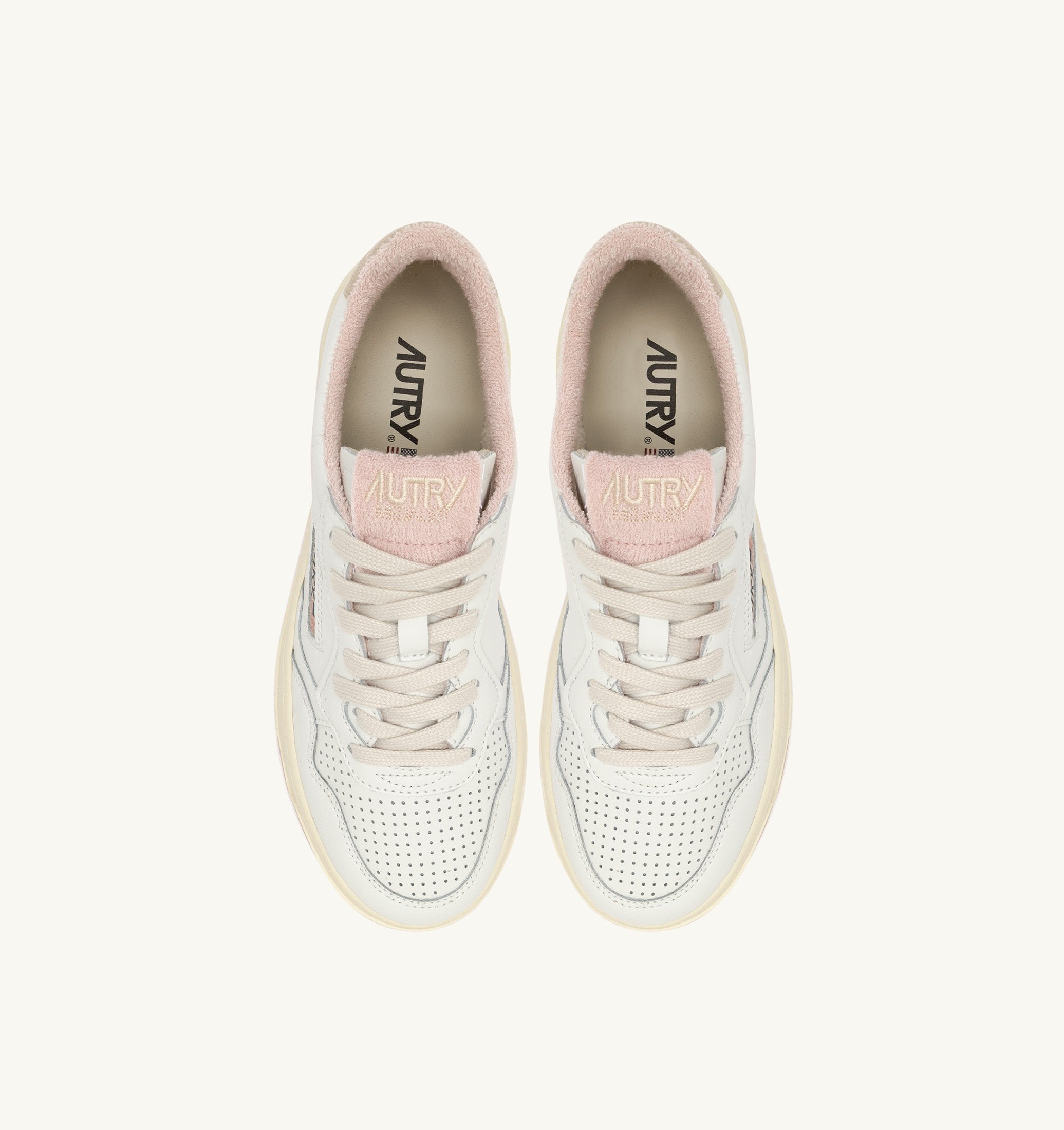 【関税&送料込】Autry White Light Pink Medalist Sneakers Autry Medalist Low Sneakers In White And Pink Leather