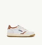 AUTRY - MEDALIST LOW LEATHER SNEAKER VK01 - VIRGIN/CRACK WHT/TANZ (MEN) - ASTOREHERE