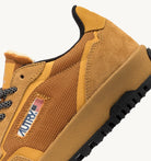AUTRY - WILDPACE LOW SNEAKER AK04 - DRAGON/NABUK BUCK/THOR (MEN) - ASTOREHERE